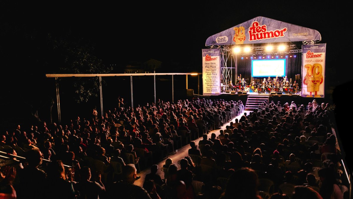 El Feshumor d'enguany ha ofert una dotzena d’espectacles i hi han participat més d’una trentena d’artistes.
