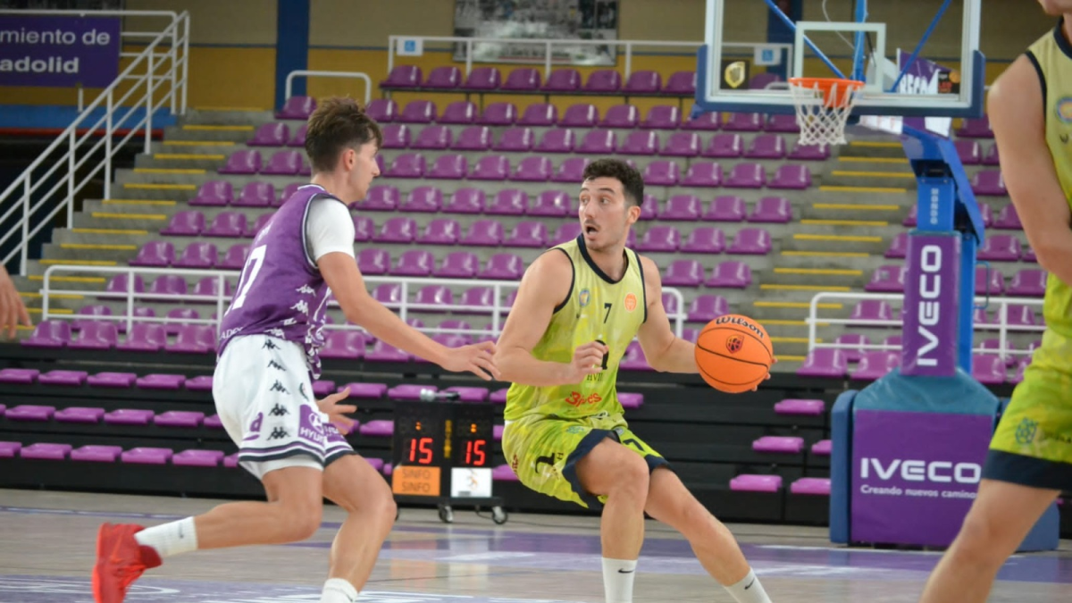 Imagen del jugador Dani Stefanuto durante un partido.