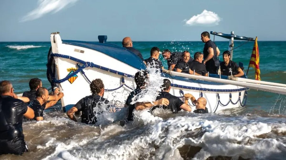 El Bot Salvavides de Calafell en acció.