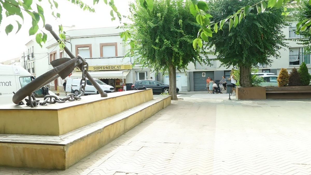 Una imagen actual de la plaza dels Vents de Baix a Mar.