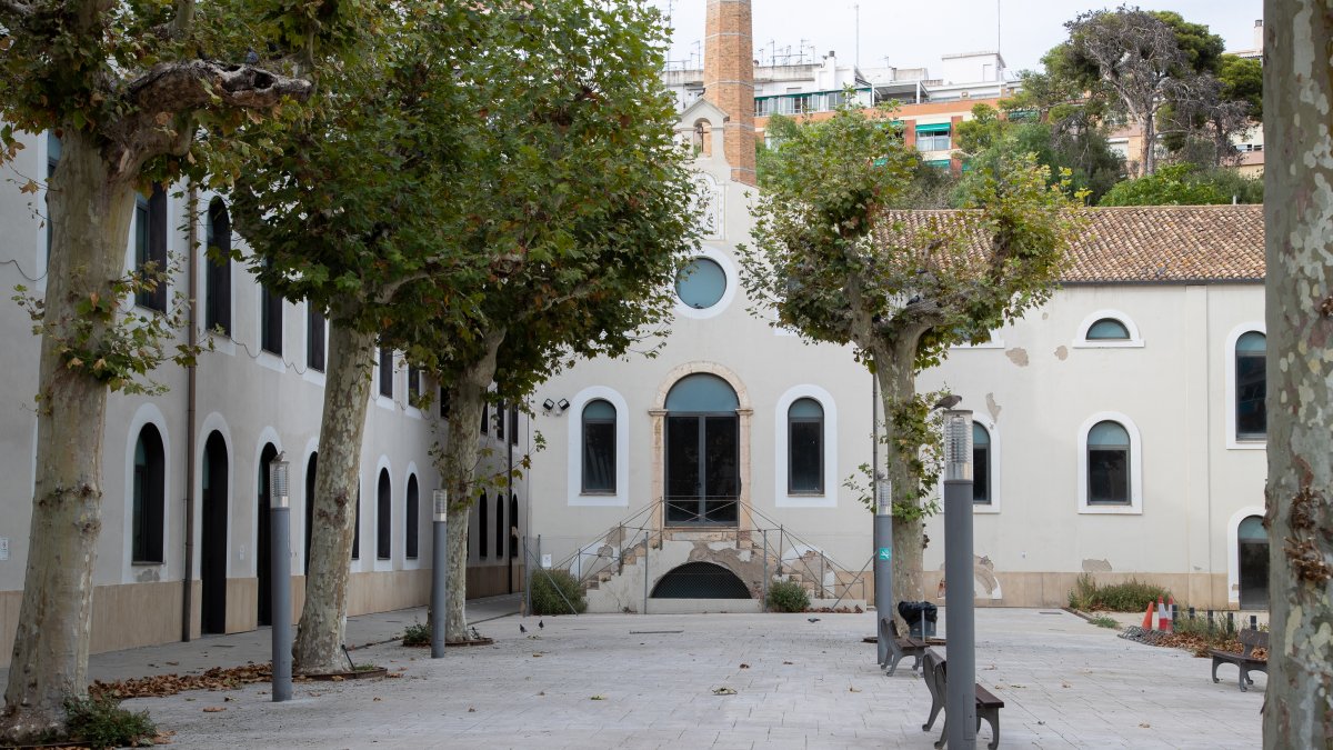 Imatge d'una part de l'antiga fàbrica Chartreuse de Tarragona, encara en desús.