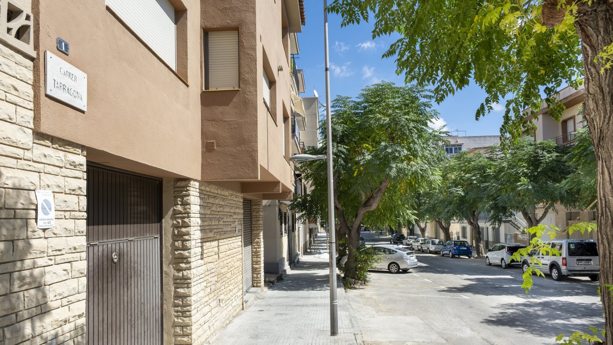 Imatge del carrer Tarragona de Constantí després de les obres.