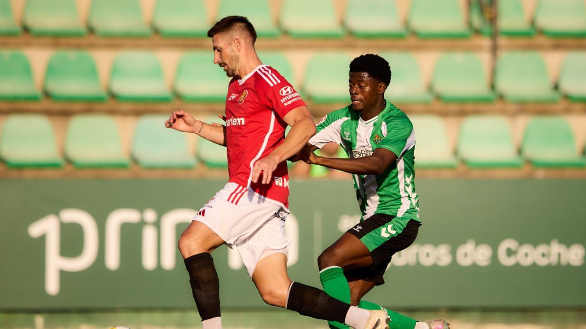 César Morgado durant el duel contra el Betis.