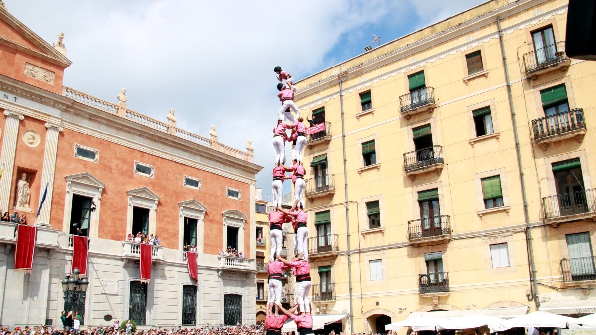 4d9 net de la Colla Vella a la plaça de la Font.