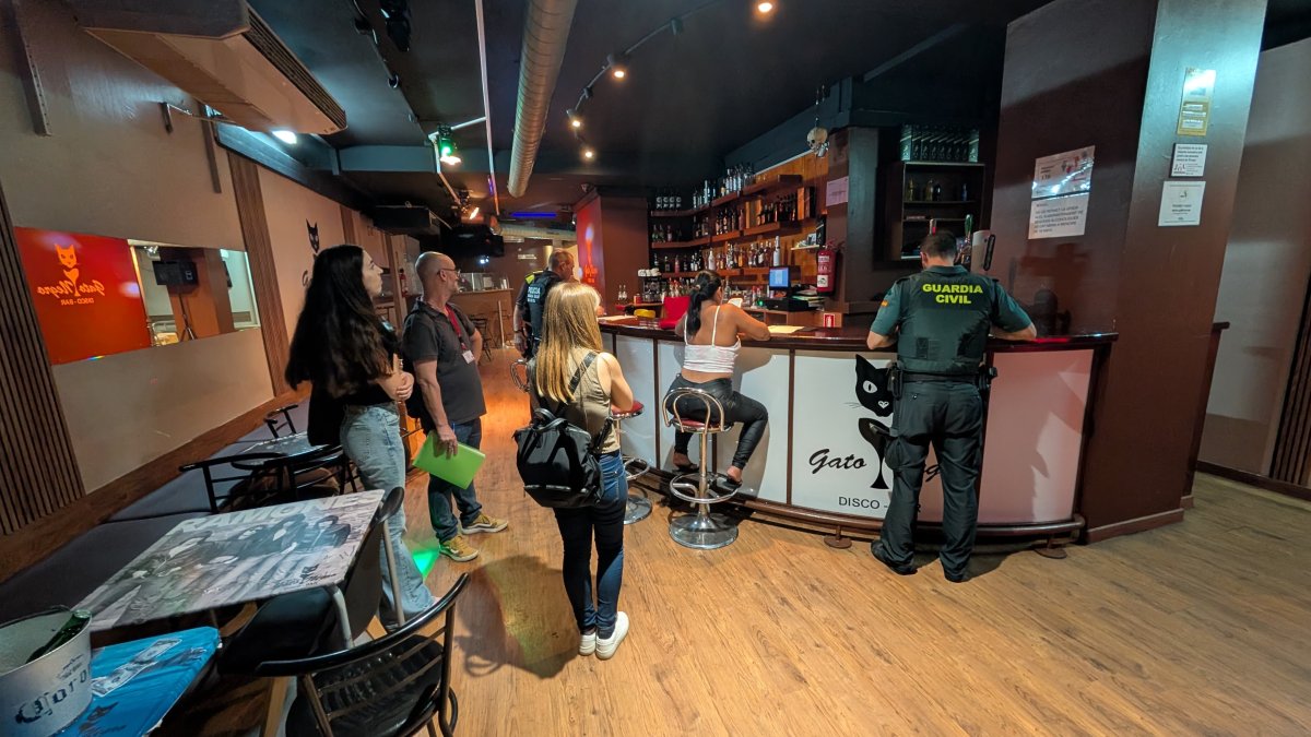 Imatge d'una inspecció en un local de Tortosa.