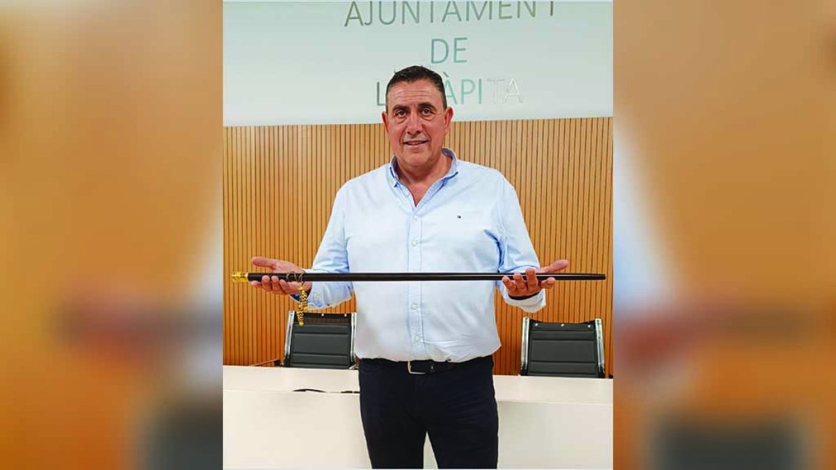 Javier Reverté, el día que tomó posesión como alcalde.