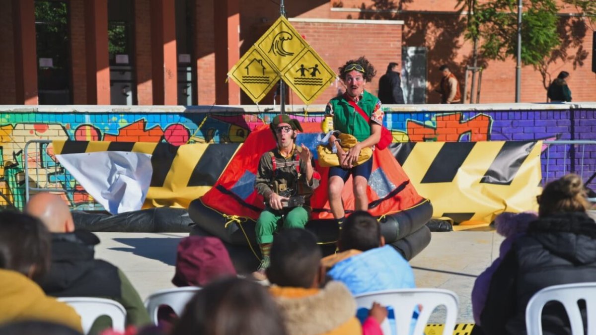 Imatge d'un dels espectacles de carrer a Torreforta