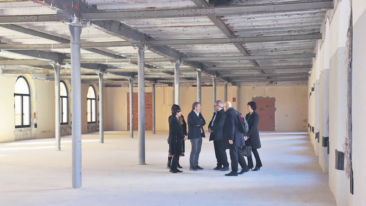 La visita del director del TRONCO sirvió para tener una reunión 