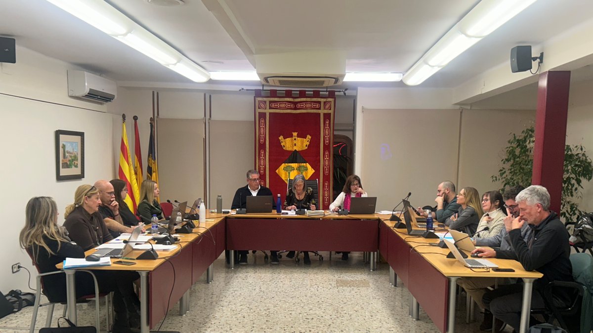 Imagen de la sesión plenaria donde se han aprobado los presupuestos del 2026.