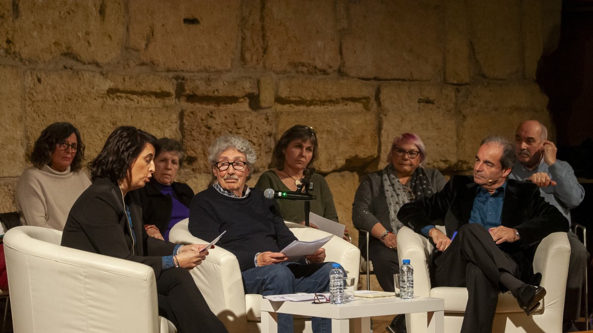 La Antigua Audiencia acogió ayer por la noche la primera Audiencia Memorial celebrada en la ciudad de Tarragona.