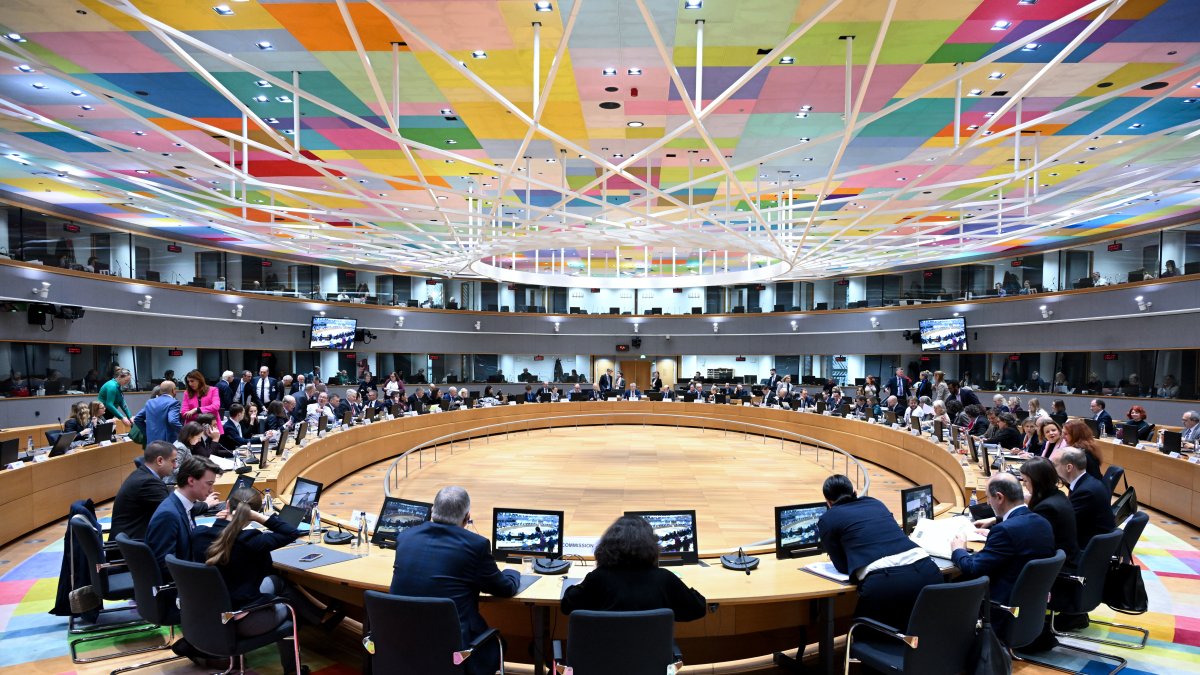 Els Ministres d'Agricultura i Pesca de la UE reunits durant les negociacions per les quotes de pesca del 2026