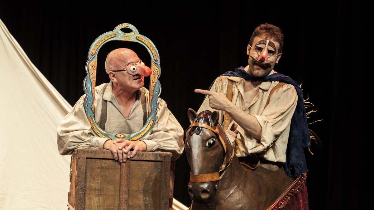 La creación ha recibido el premio en el mejor espectáculo familiar de la Feria de Castilla y León y la Nariz de Oro del Festival de Payasos de Cornellà.