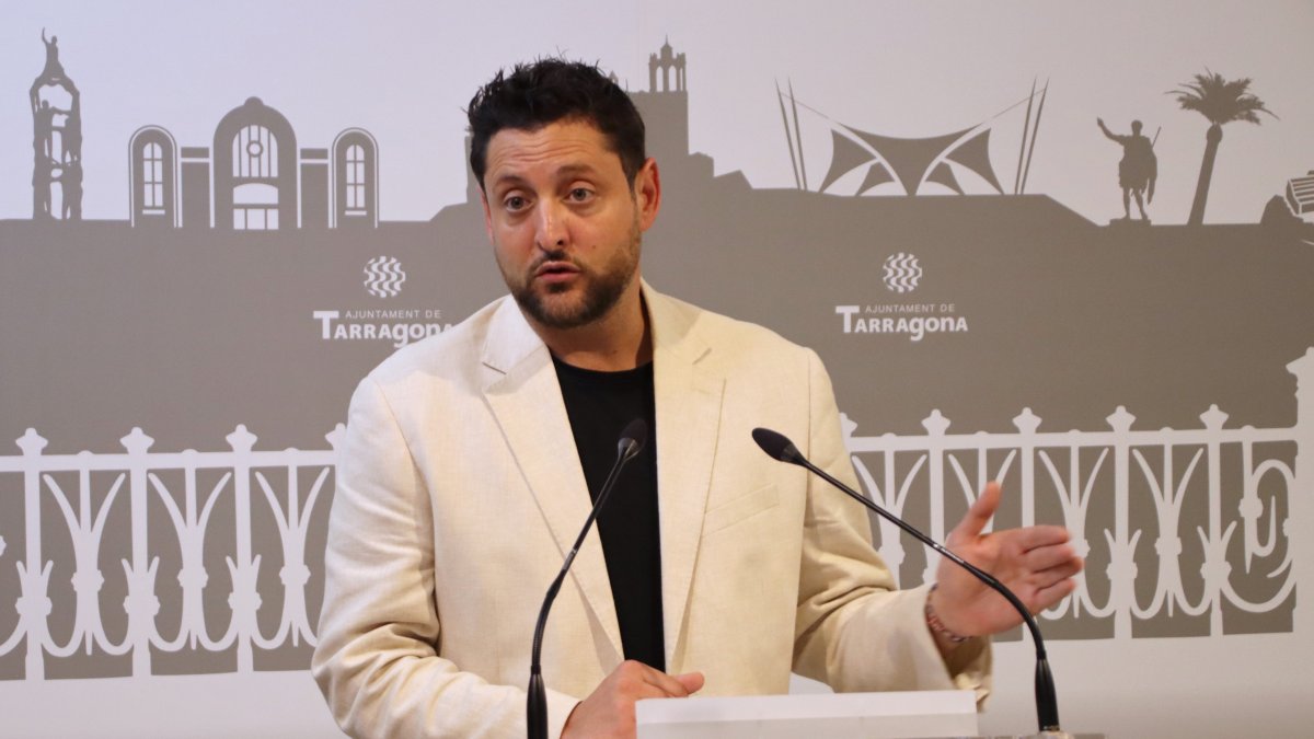 Imatge d'arxiu de l'alcalde, Rubén Viñuales.