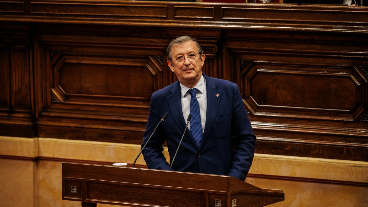 Pere Lluís Huguet denuncia la ausencia de Mossos d'Esquadra a l'estació del Camp