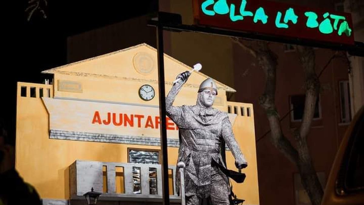 La Bóta és una de les principals colles del Carnaval tarragoní amb més de 40 anys d’història.