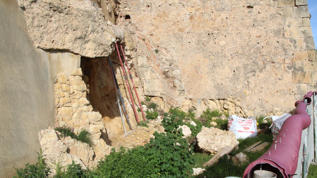 Imagen de la zona de la muralla de Tarragona donde se ha producido el desprendimiento.