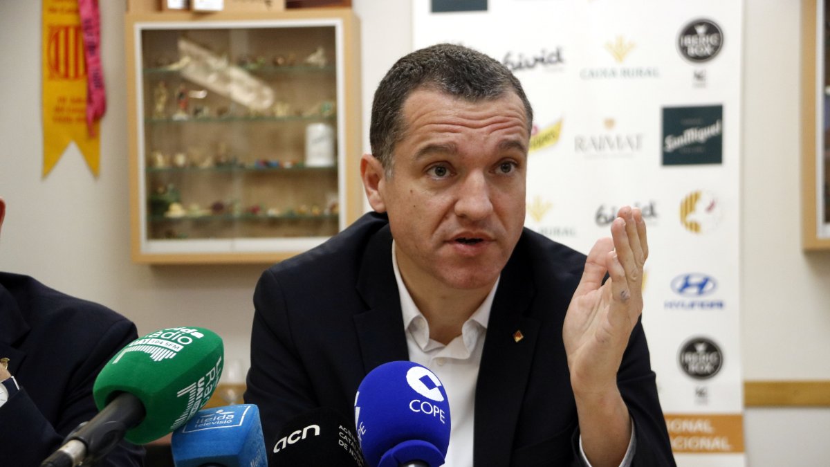 Òscar Ordeig en roda de premsa a Lleida