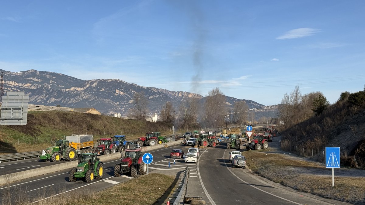 Cinquè dia consecutiu de tall dels pagesos