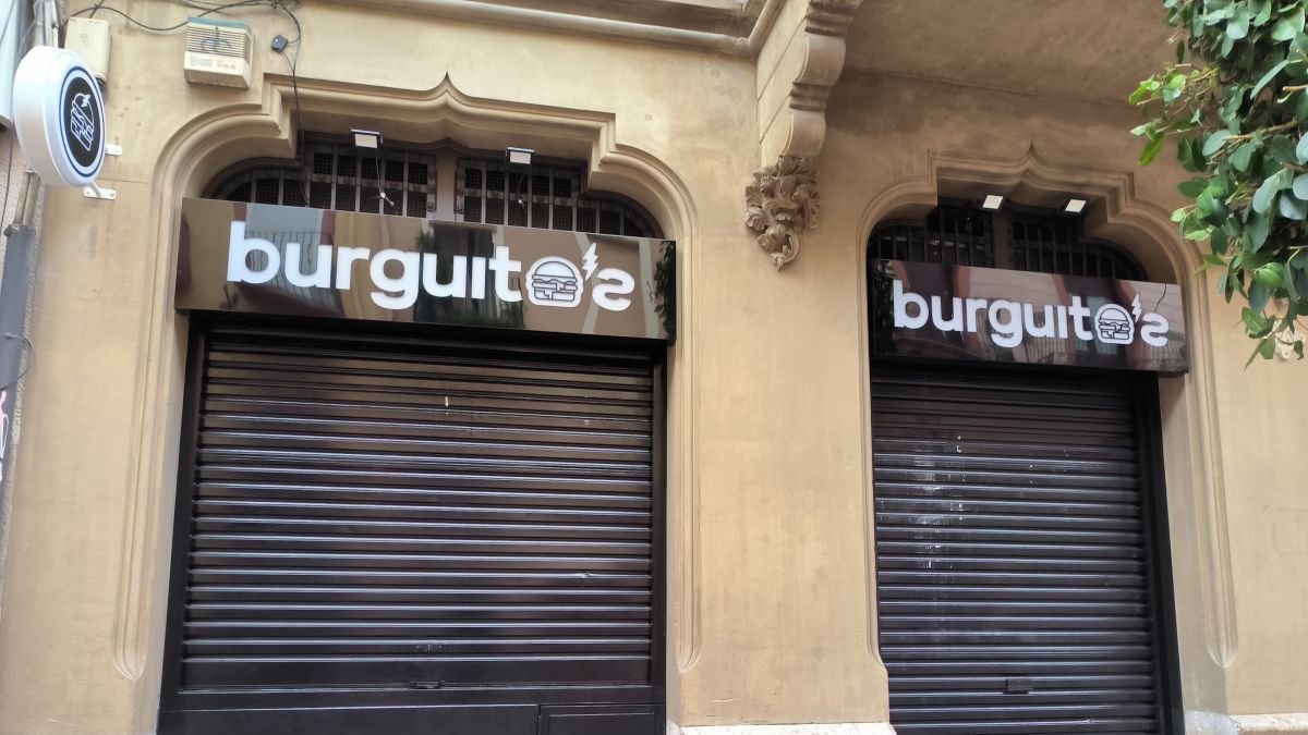 Fotografia del local, al raval de Sant Pere