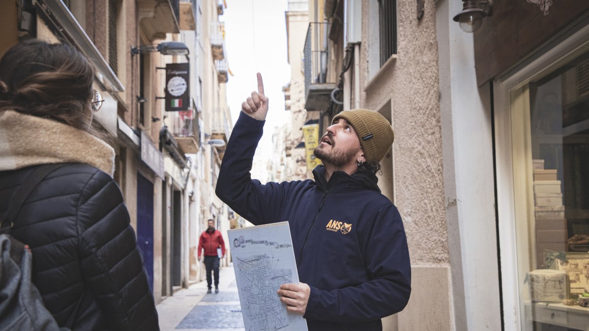 Fotografia d’arxiu d’una ruta guiada d’ANS Educació pel centre de Reus.
