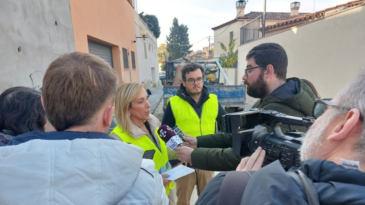 Les obras en la calle Pont de Goi avanzan hacia el final dentro del plan municipal de mejora de la vía pública.