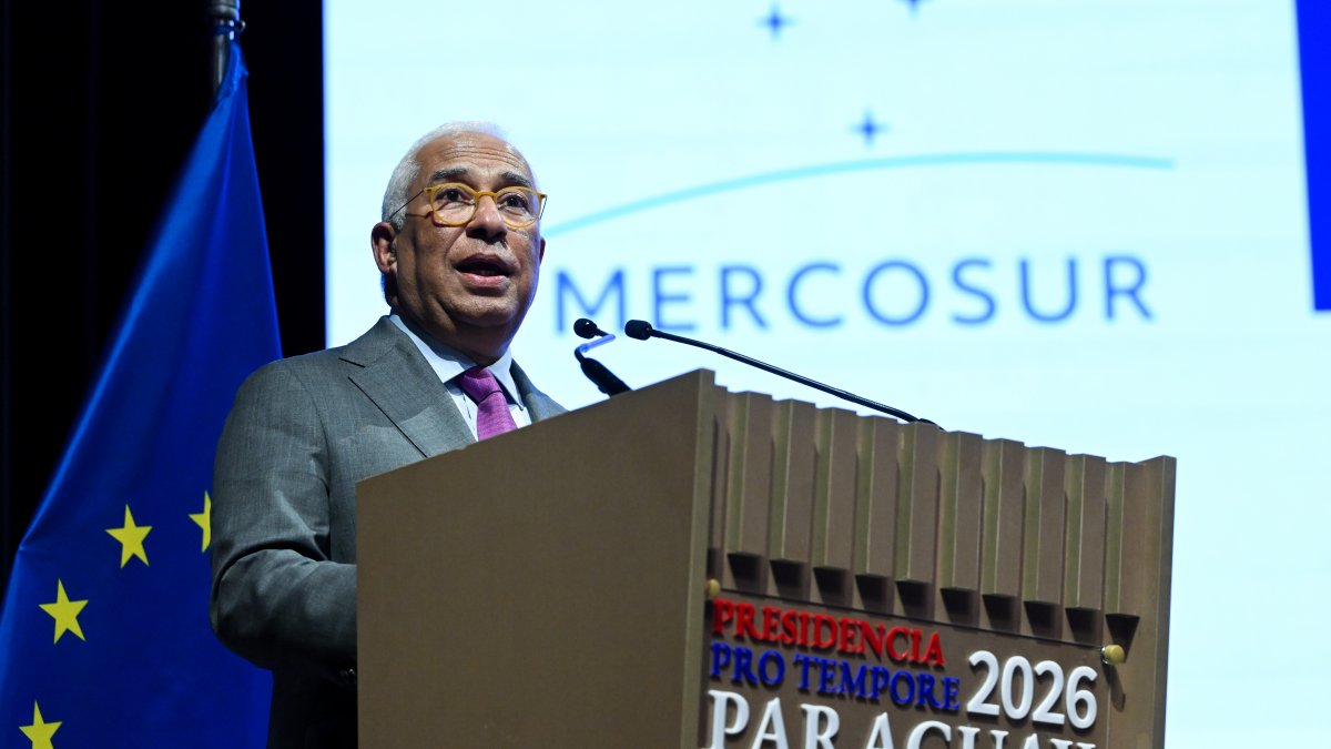 El presidente del Consejo Europeo, Antonio Costa, durante su intervención en el acto de firma del acuerdo comercial UE-Mercosur en el Paraguay