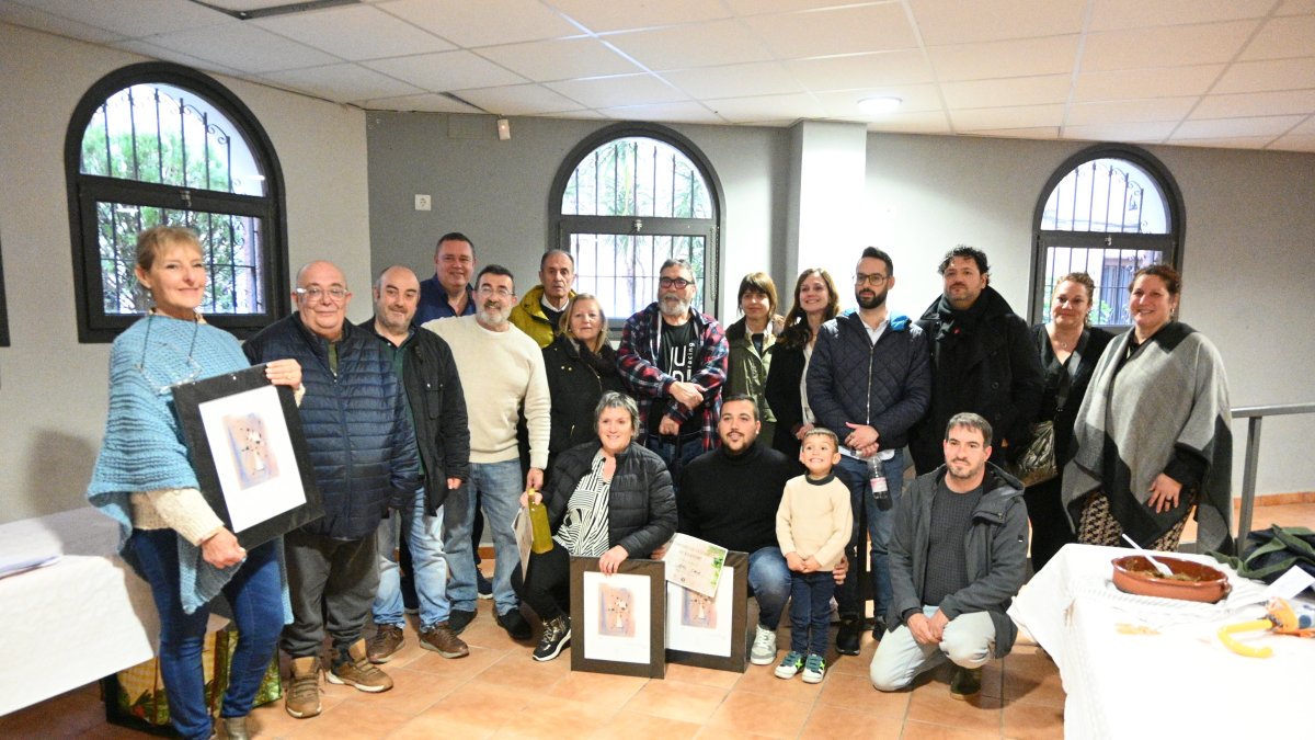 Jurat, participants i guanyadors del Concurs popular de fricandó de Riudoms.