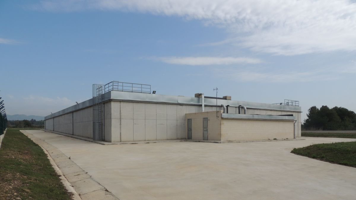 Imatge del dipòsit del Molí del Blanquillo, des d'on es faran les millores.