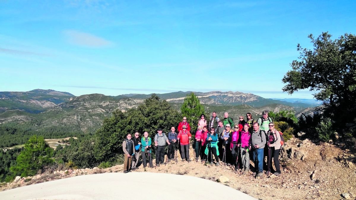 Sortida dels Socis de la Secció Excursionista del Centre de Lectura al Collet de la Creu, a Vandellòs.