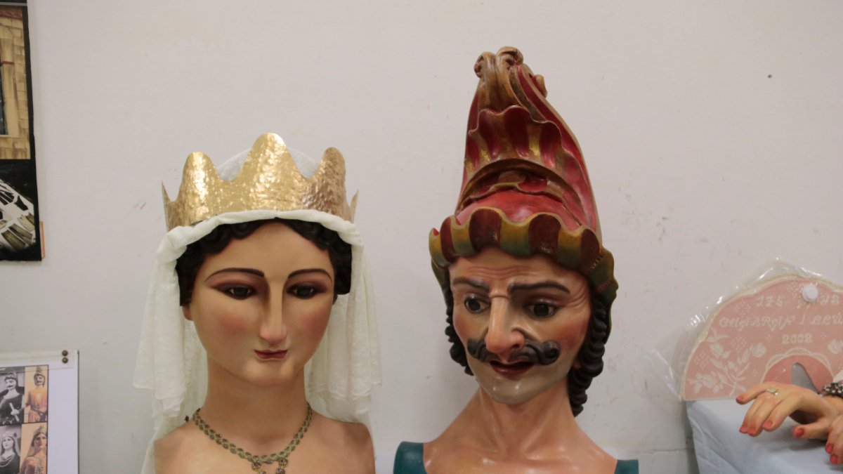 Els gegants vells de l'Arboç, després de ser intervinguts i investigats durant dos anys