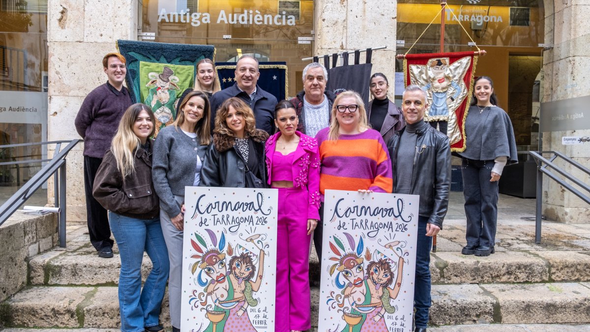 Anna Belén Romero de la comparsa Sinhus i Dani Medina d’Urban Style regnaran durant el Carnaval.