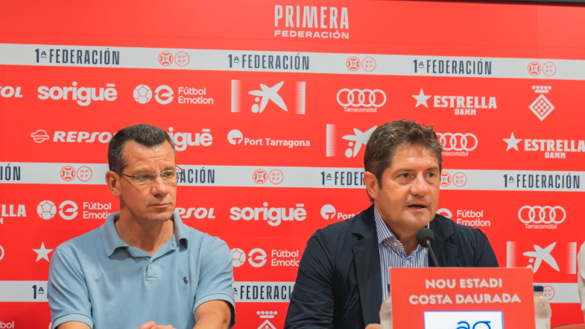 El secretari tècnic Sergi Parés i el president executiu Lluís Fàbregas.