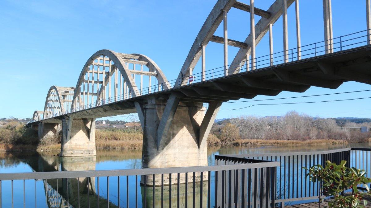 Pont de les Arcades de Móra d'Ebre.