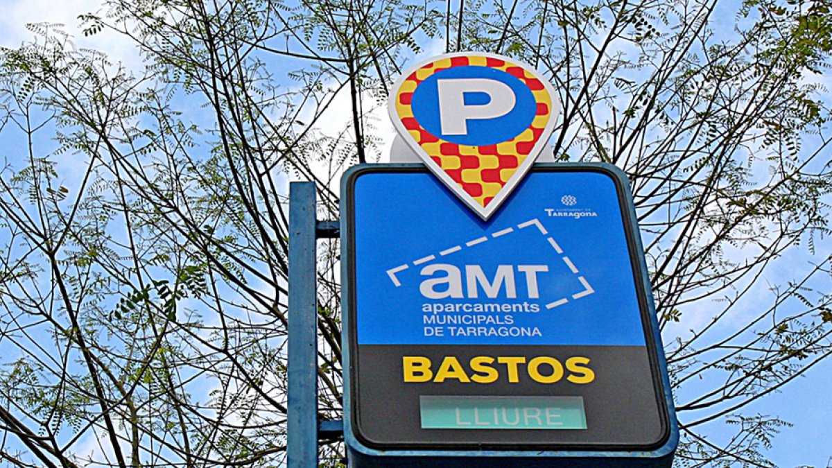 Durant les obres d'adequació, que van començar a l'abril de l'any passat, els abonats podien utilitzar els aparcaments Tàrraco i Companys.