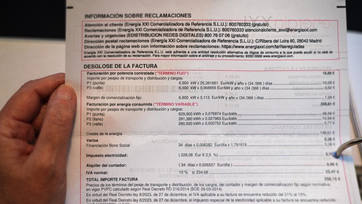 Una factura de una comercializadora de energía