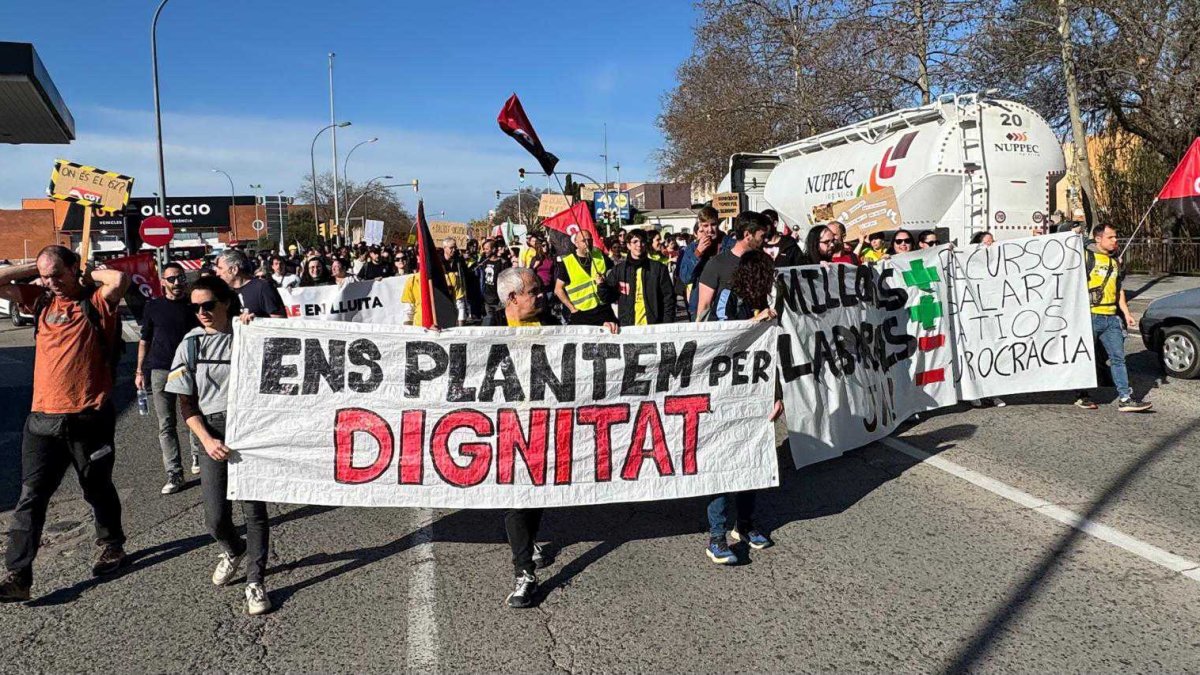 Imatge d'una marxa lenta per l'N-340 a l'entrada de Tarragona.