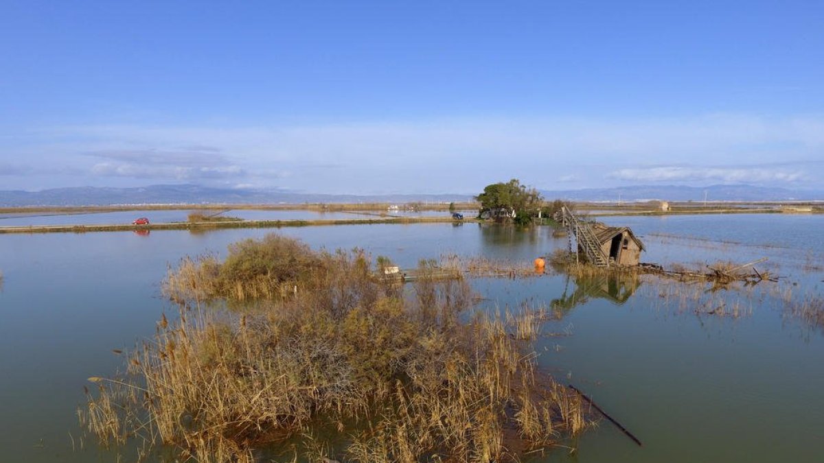 Imatge aèria del Delta de l'Ebre després del temporal
