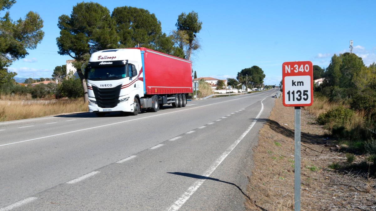 La N-340 a la altura de Miami Platja, en Mont-roig del Camp.
