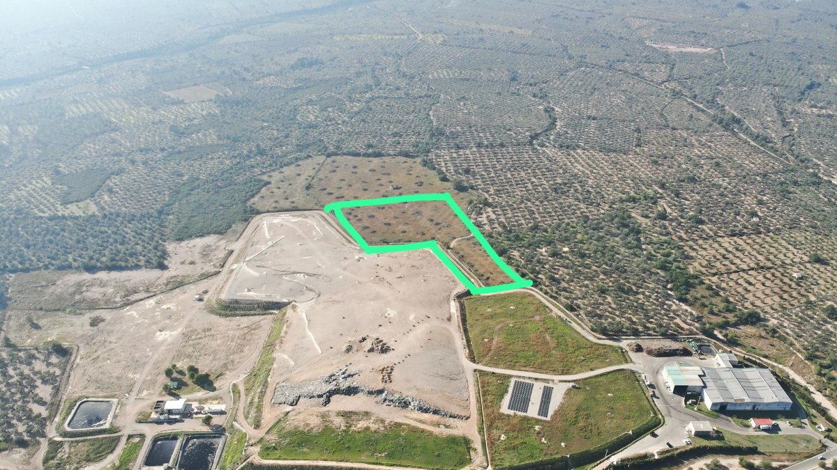 Vista aérea de la zona donde se prevé la ampliación del depósito controlado de residuos de Mas de Barberans.