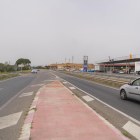 Un tram de la carretera T-310 entre Riudoms i Reus, on es vol construir una nova via ciclista. L’alcalde de Riudoms, Ricard Gili, ho considera una «bona notícia».