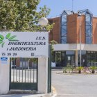 Fotografia d’arxiu de l’accés a l’Institut d’Horticultura, on es durà a terme la prova pilot amb el Gremi de la Construcció.