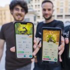 Marc, Nil i Àngel, administradors del grup de Telegram de la comunitat de Pokémon Go a Reus.