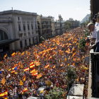Prop d'un milió de persones es manifesten a Barcelona a favor de la unitat d'Espanya.