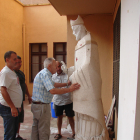 L'estàtua del Bisbe Sant Fructuós ja està col·locada al pati del Museu Bíblic.