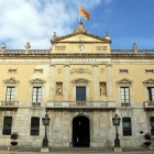 Pla general de la façana de l'Ajuntament de Tarragona.