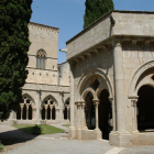 Claustro del Monasterio de Poblet. LAUSTRE DEL MONASTERIO DE POBLET. VIMBOD+ì I POBLET. Josep M. Potau