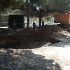 Imagen del agujero que se ha originado en la playa Llarga de Salou.