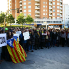 Un centenar de persones, concentrades davant dels jutjats de Reus en suport a Ciurana i Llorens.