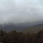 Las nubes sobre las montañas de Prades fotografiadas por Meteo Prades.