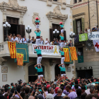 Plano general de los dos 'pilars' de 5 descargados por los Castellers de Vilafranca en la Diada de Sant Fèlix.